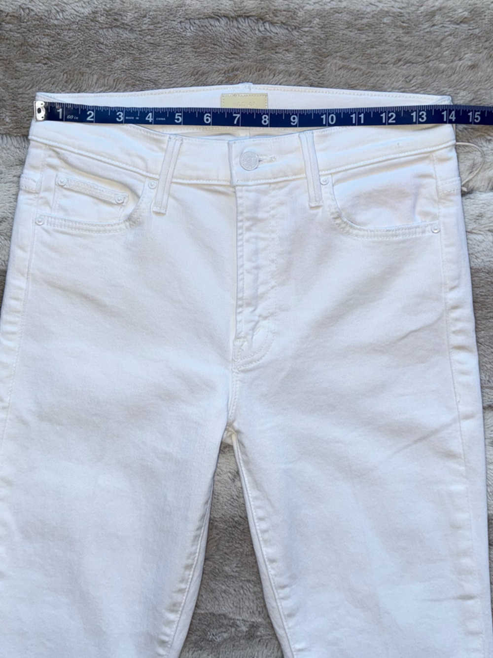 NWOT💕MOTHER LiL’ The Insider Crop Step Fray Jeans Size 27 - Picture 10 of 16
